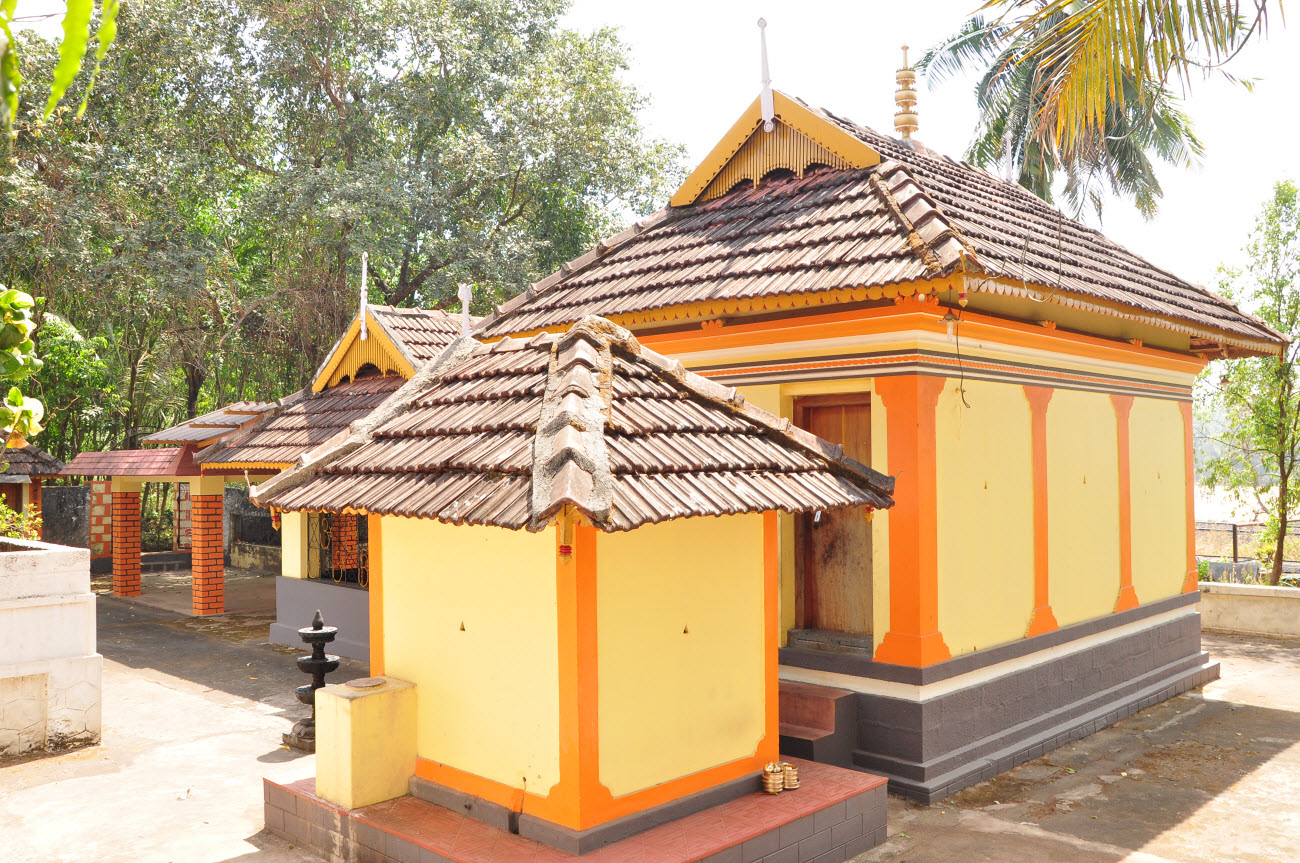 Kalarikkal Shri Vishnumaya...